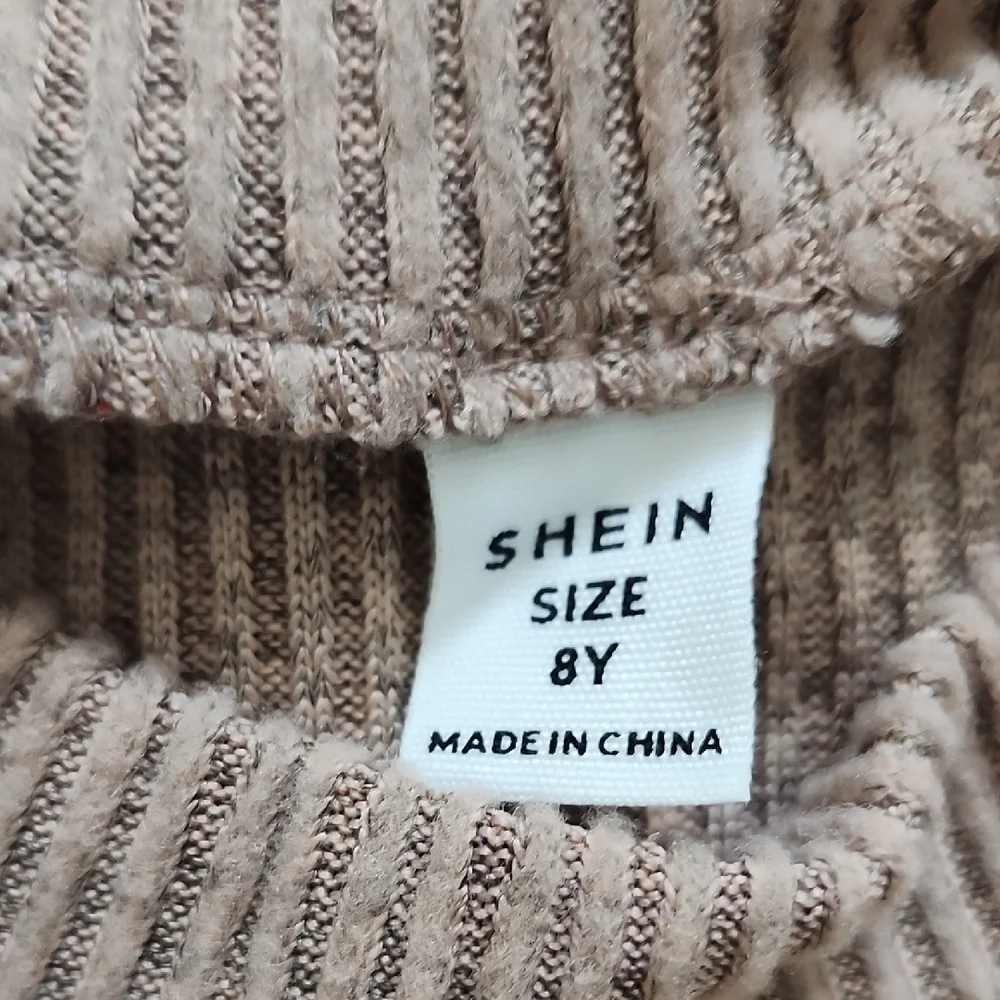 SHEIN Ribbed Beige and Leopard Print Set